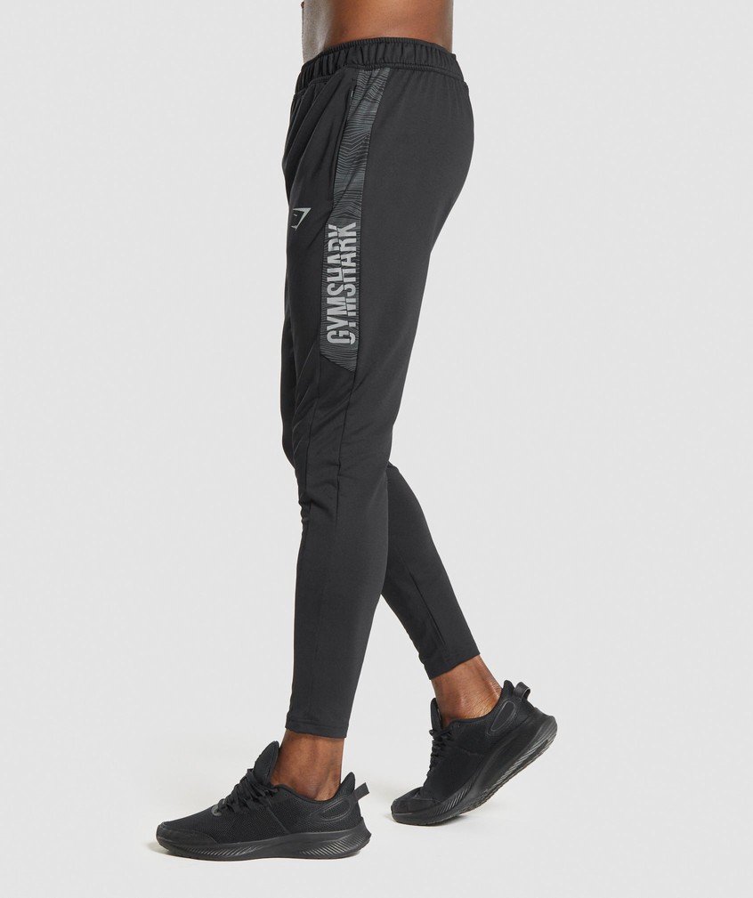 Black Men's Gymshark Sport Joggers | USA-84902