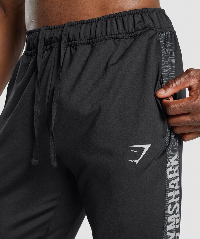 Black Men's Gymshark Sport Joggers | USA-84902